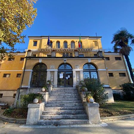Ostello Di Vicenza Exterior foto